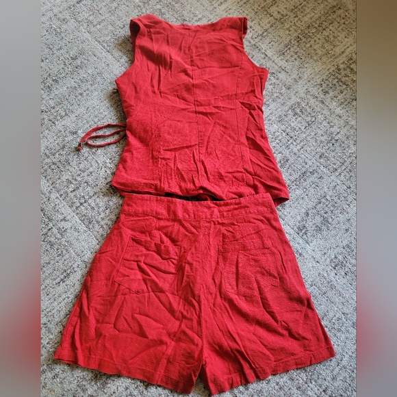 Chicme Red 2 pc Set Outfit Wrap Style Top & High Rise Shorts Size Small - Picture 6 of 16